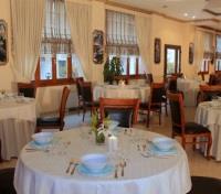 Famissi Hotel Dining